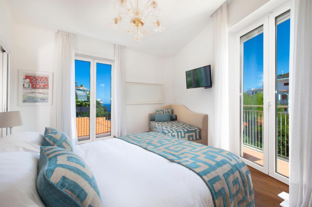 Sorrentovibes - Luxury Home Sea View & Jacuzzi In Sorrento Centre Экстерьер фото